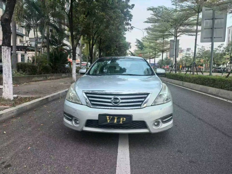 漳州11年日产天籁1