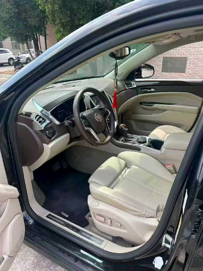 漳州15年凯迪拉克SRX4
