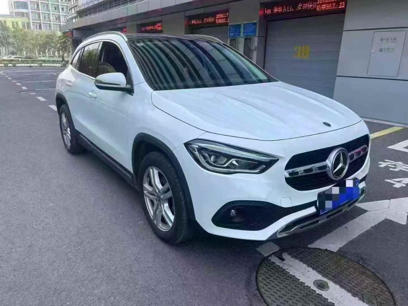 蚌埠22年奔驰GLA2