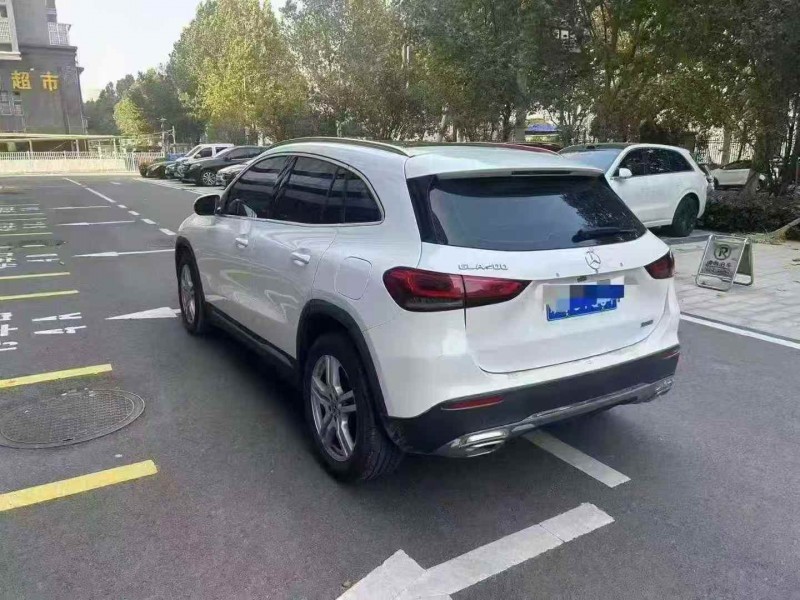 蚌埠22年奔驰GLA8