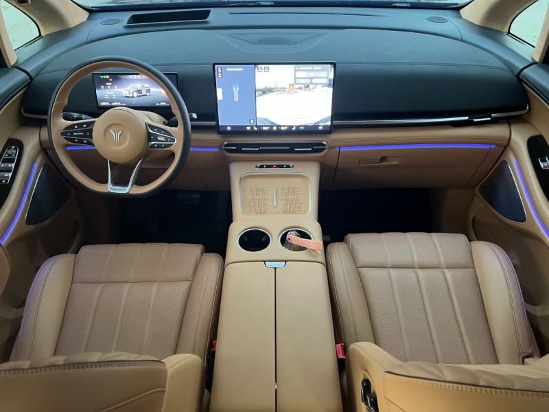 徐州24年岚图汽车梦想家7