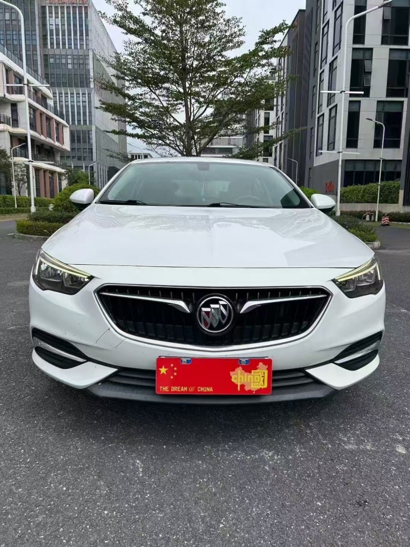 广州19年别克君威1