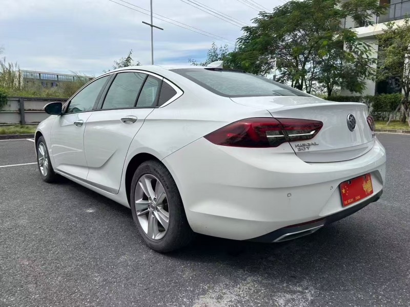 广州19年别克君威7