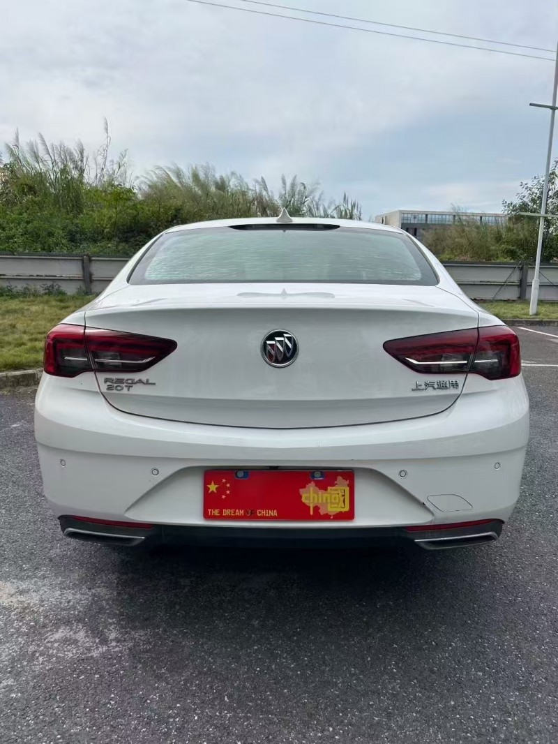 广州19年别克君威8