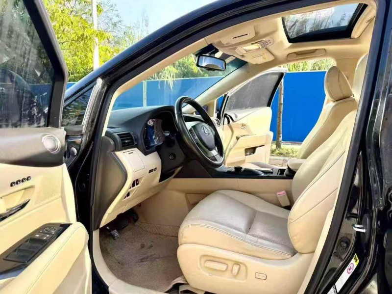 北海14年雷克萨斯RX4