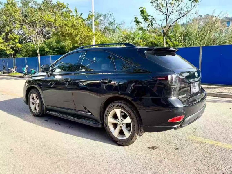 北海14年雷克萨斯RX8