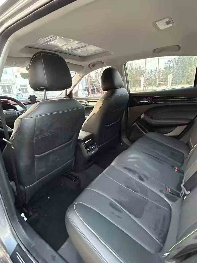 徐州21年荣威i53