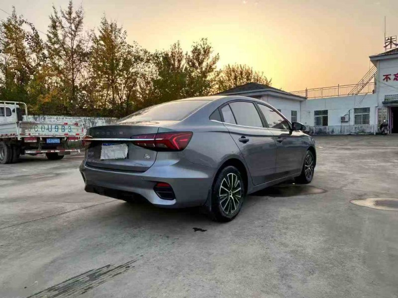 徐州21年荣威i55