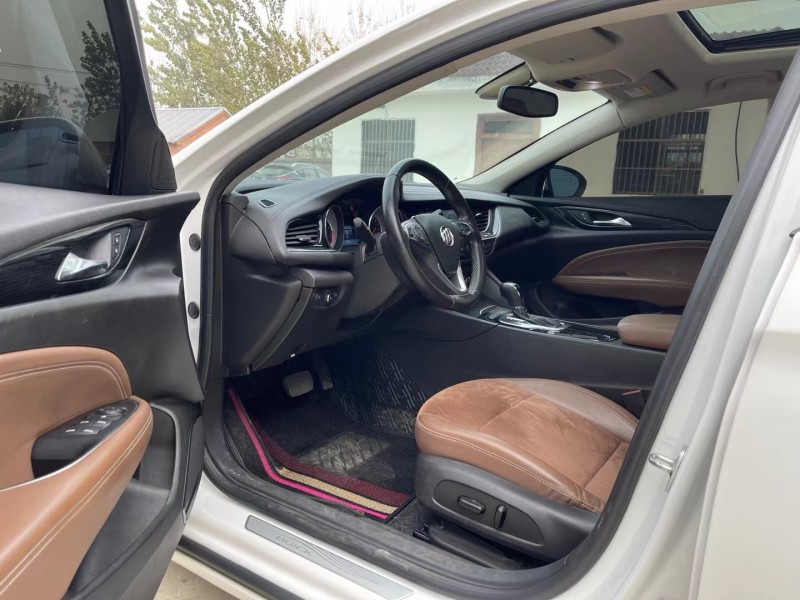 徐州19年别克君威3