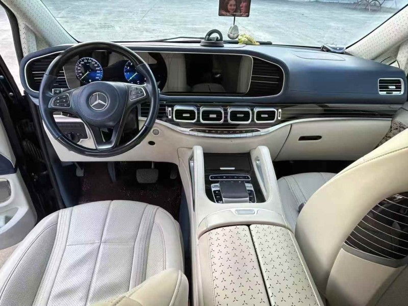 徐州21年奔驰威霆6