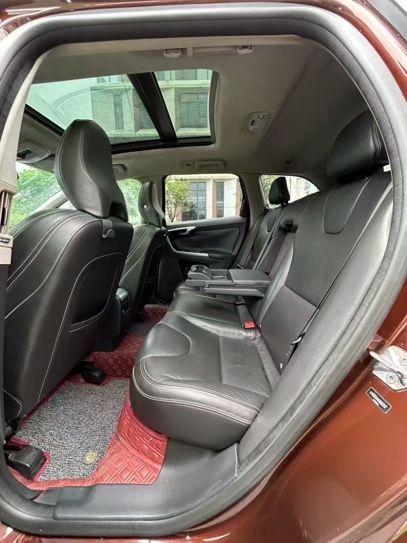 广州16年沃尔沃XC606