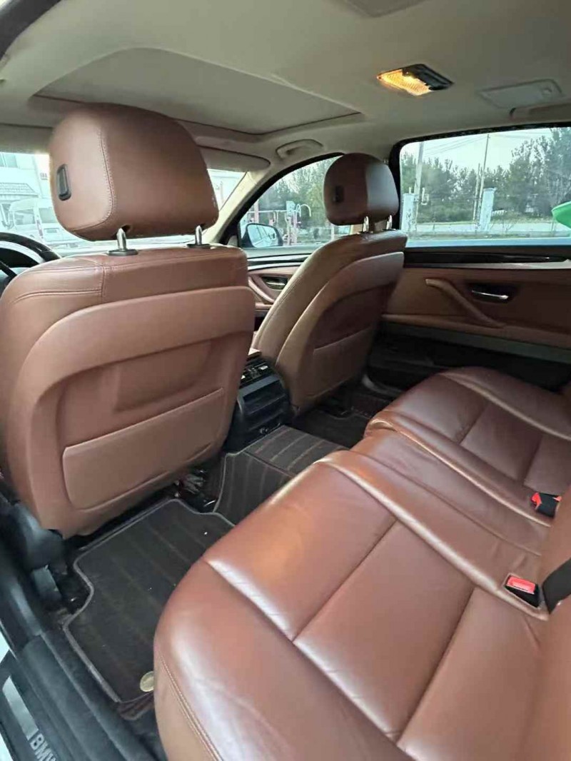 徐州17年宝马5系3