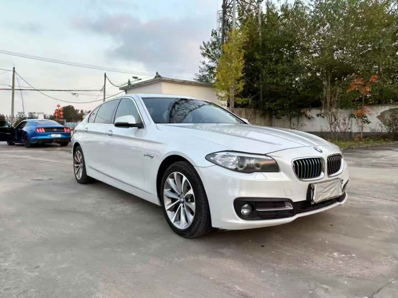 徐州17年宝马5系4