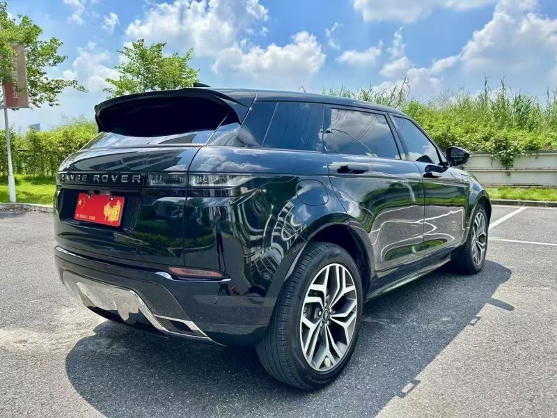 广州23年路虎极光9