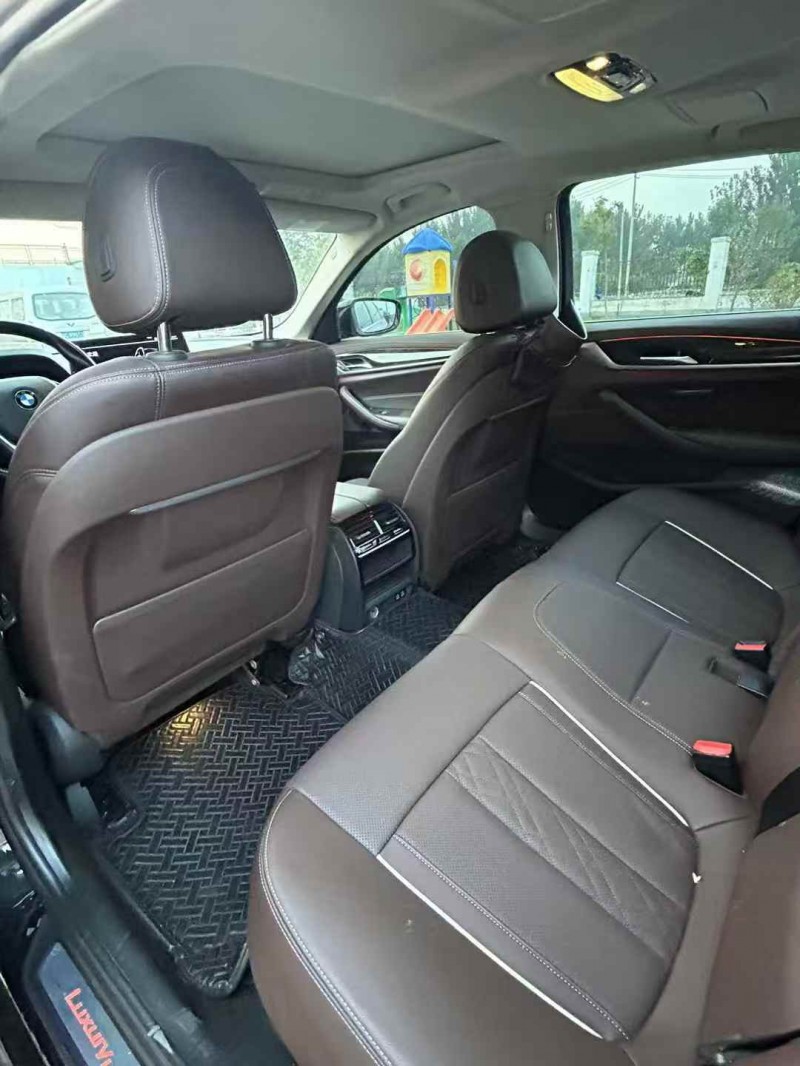 徐州21年宝马5系3