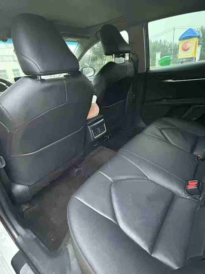 徐州24年丰田凯美瑞3