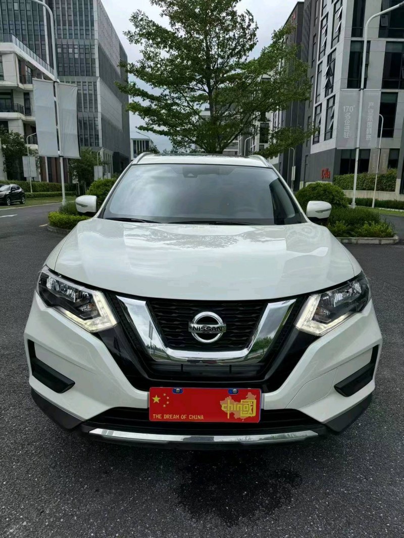 广州24年日产奇骏1