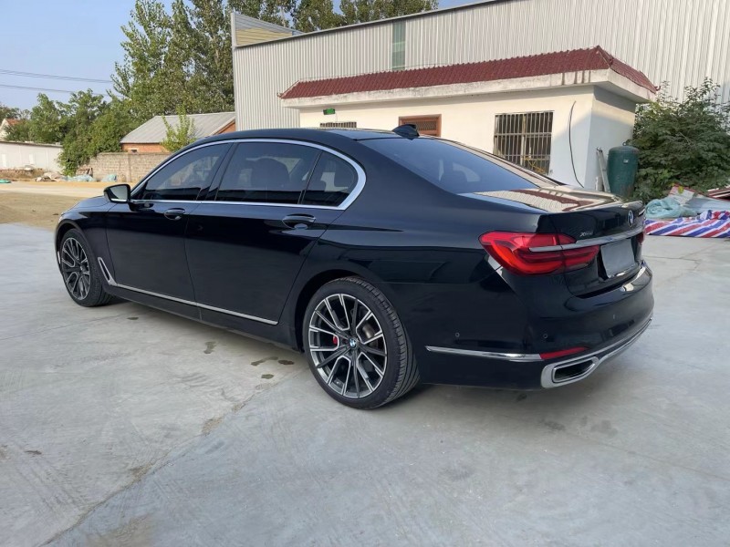 徐州17年宝马7系7