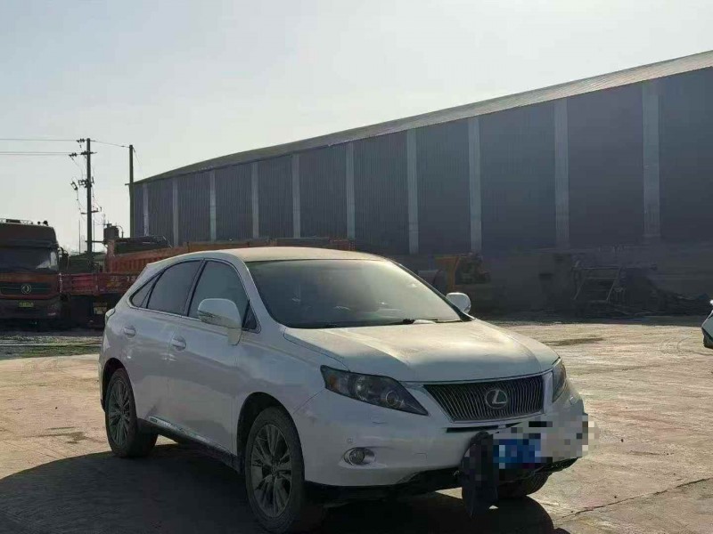 平凉12年雷克萨斯RX2