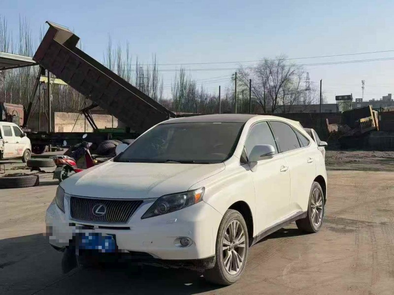 平凉12年雷克萨斯RX3