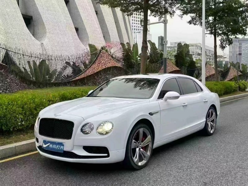 深圳17年宾利飞驰3