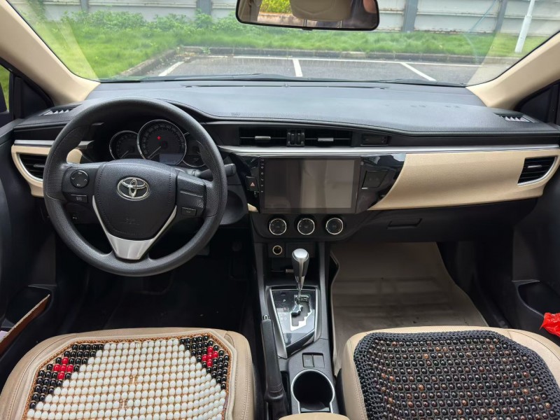 广州16年丰田雷凌4