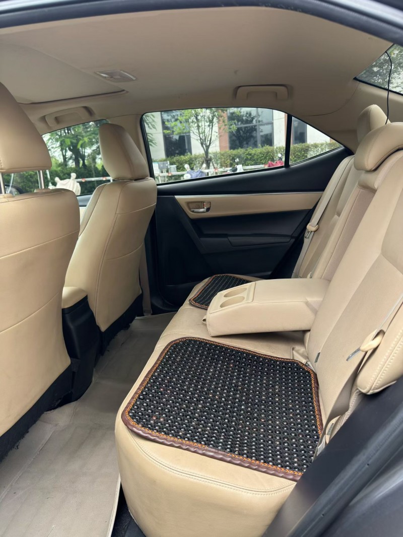 广州16年丰田雷凌6