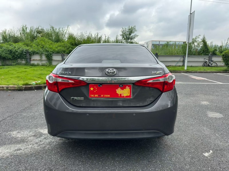 广州16年丰田雷凌8