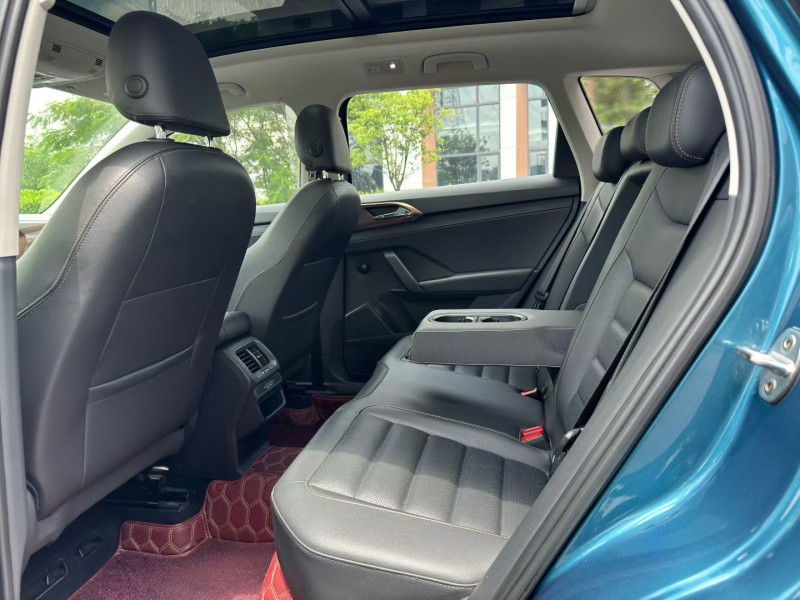 广州19年大众途岳6