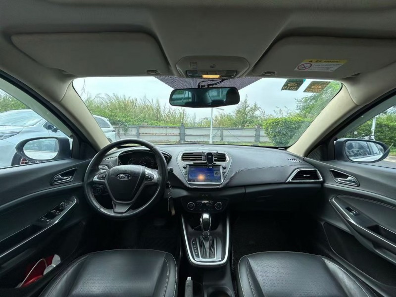 广州17年福特福睿斯4