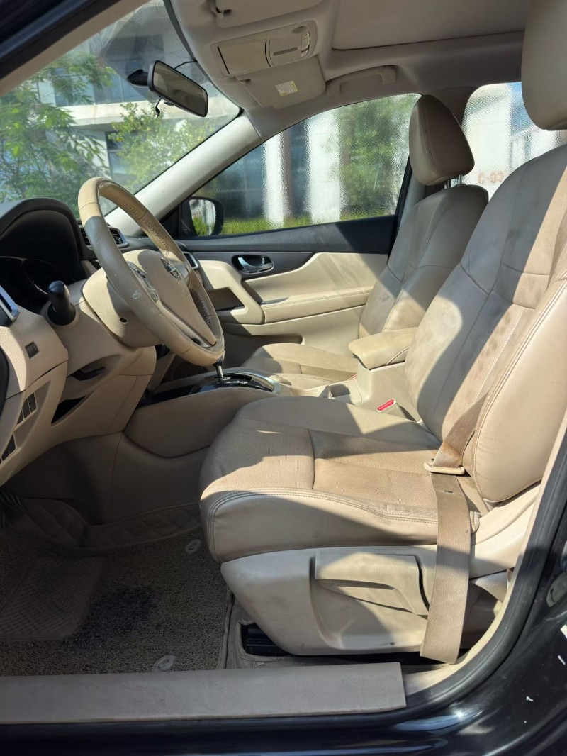 广州16年日产奇骏5