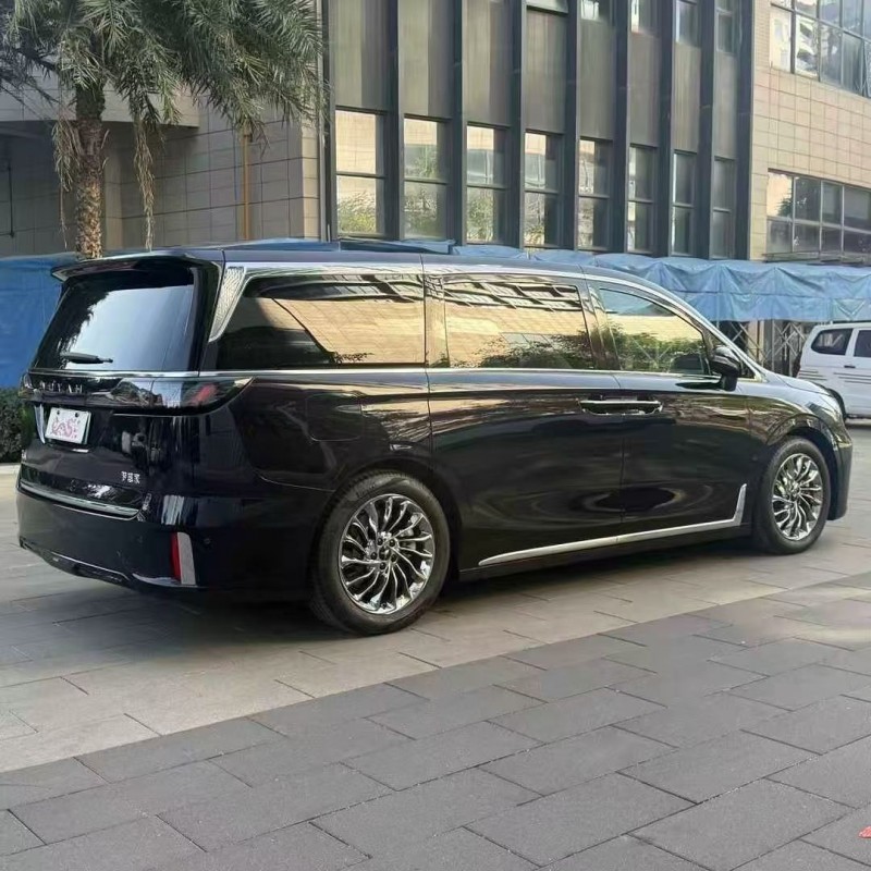 佛山25年岚图汽车梦想家4