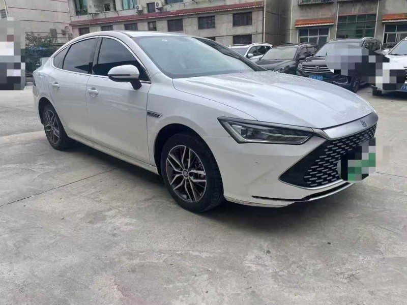 邵阳23年比亚迪秦3