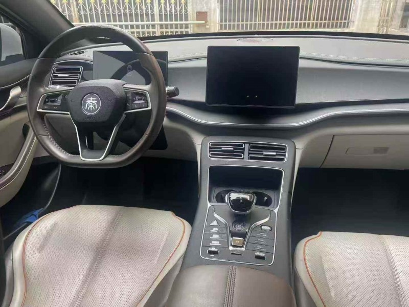 邵阳23年比亚迪秦7