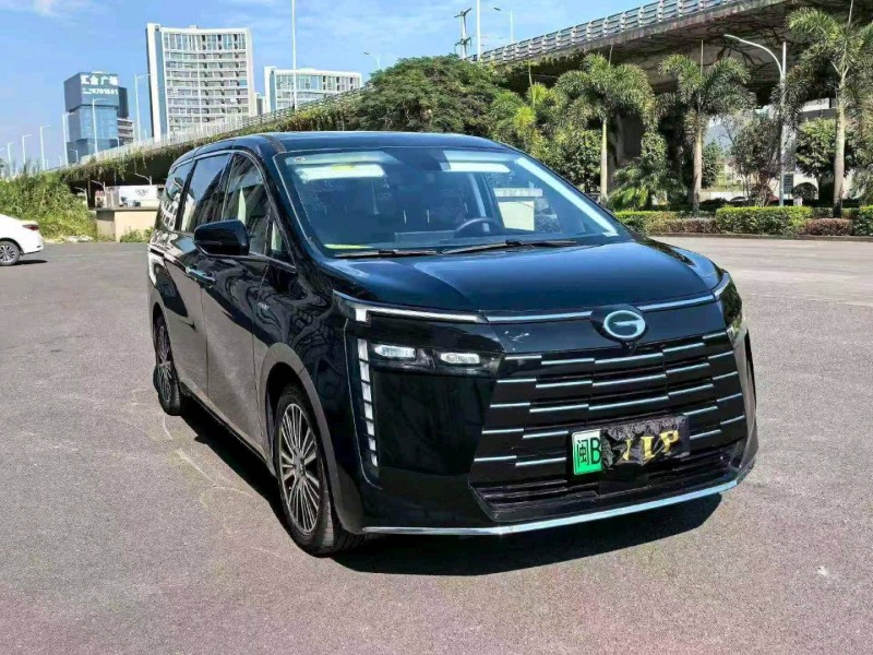 莆田25年传祺E82