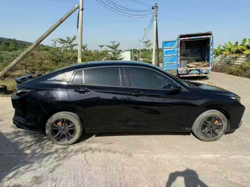 汕头22年东风奕炫7