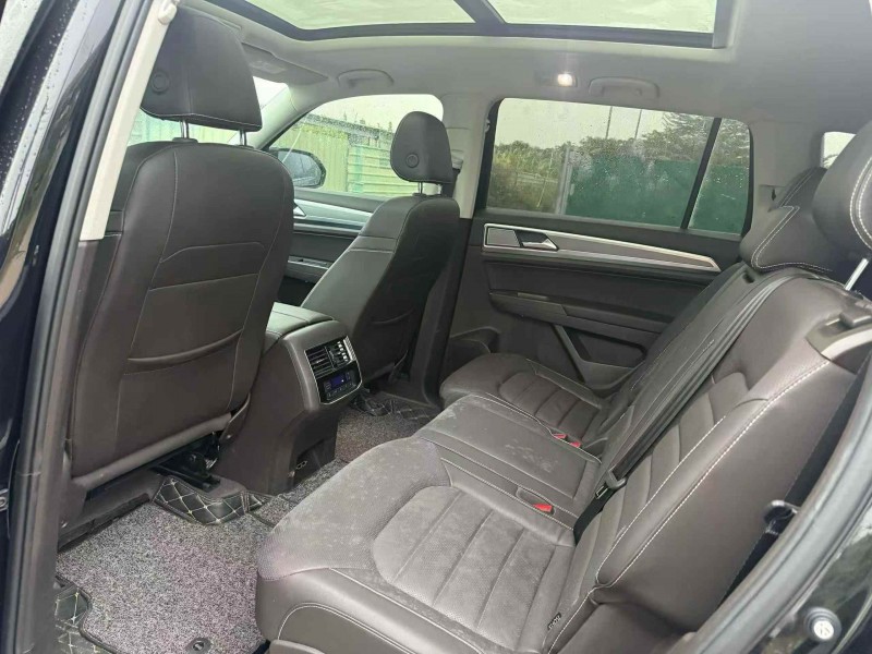 珠海20年大众途昂4