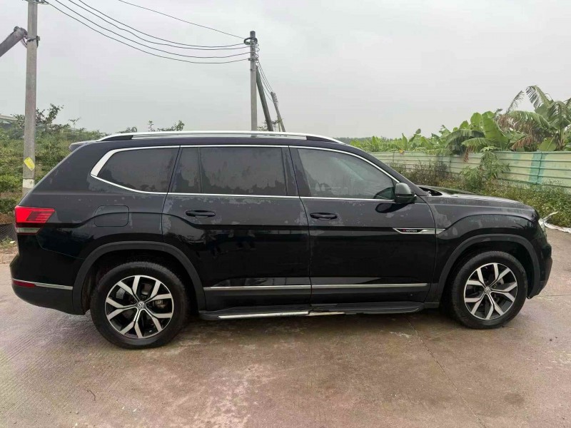 珠海20年大众途昂7