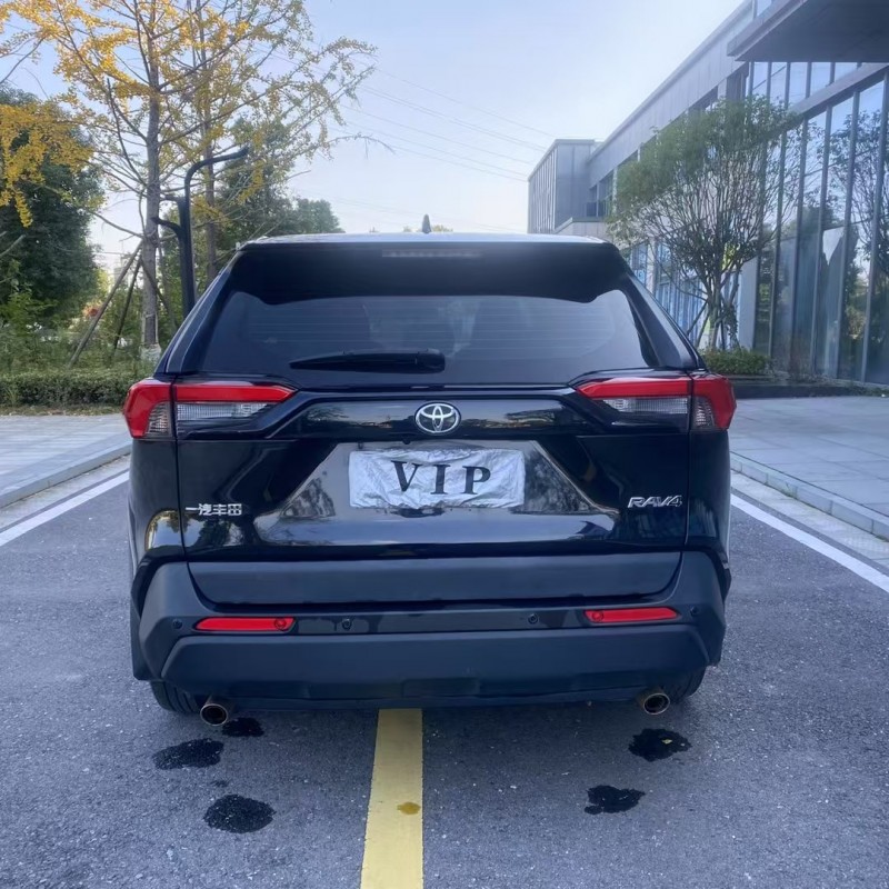 常德23年丰田RAV4荣放8