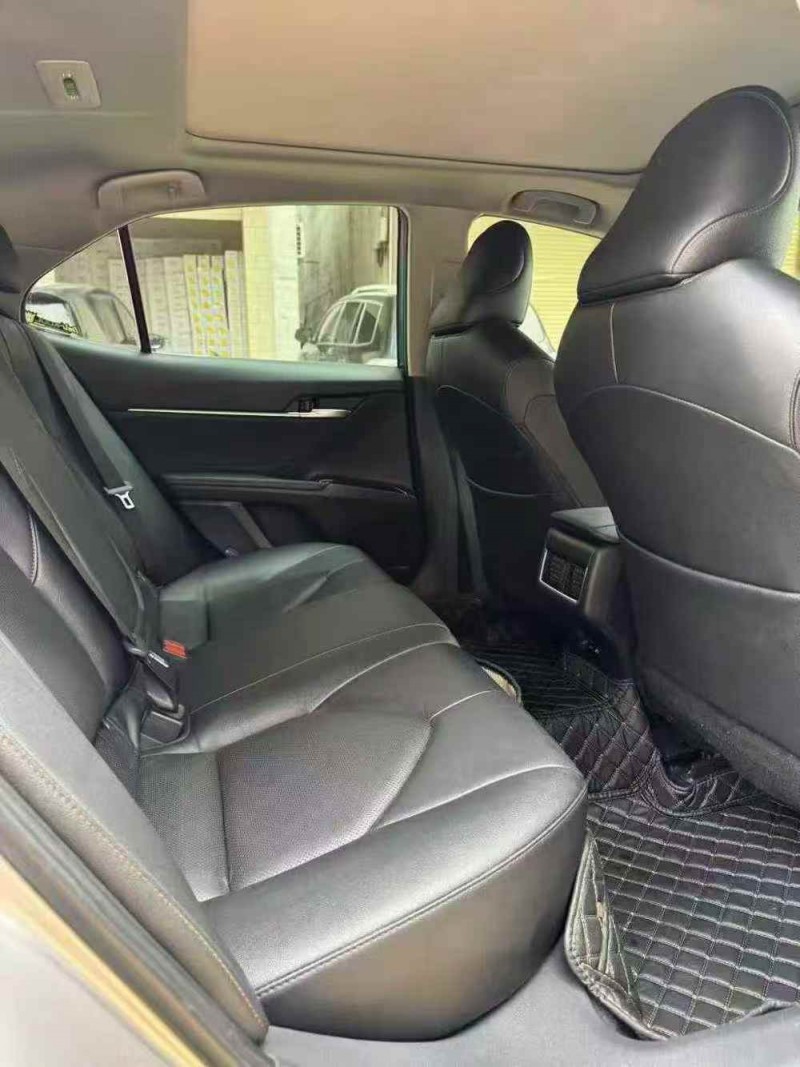 梧州22年丰田凯美瑞6