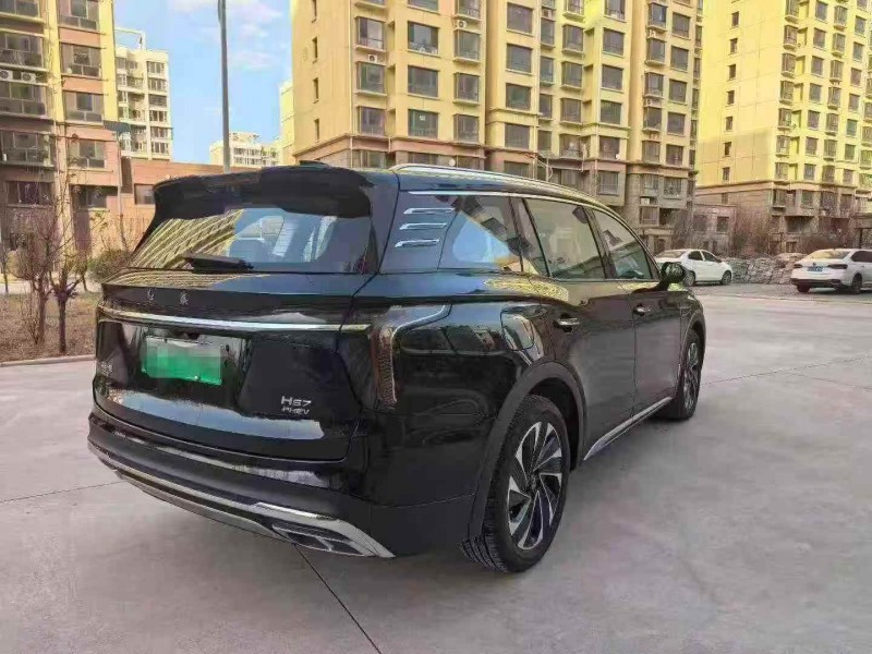 邯郸25年红旗HS77