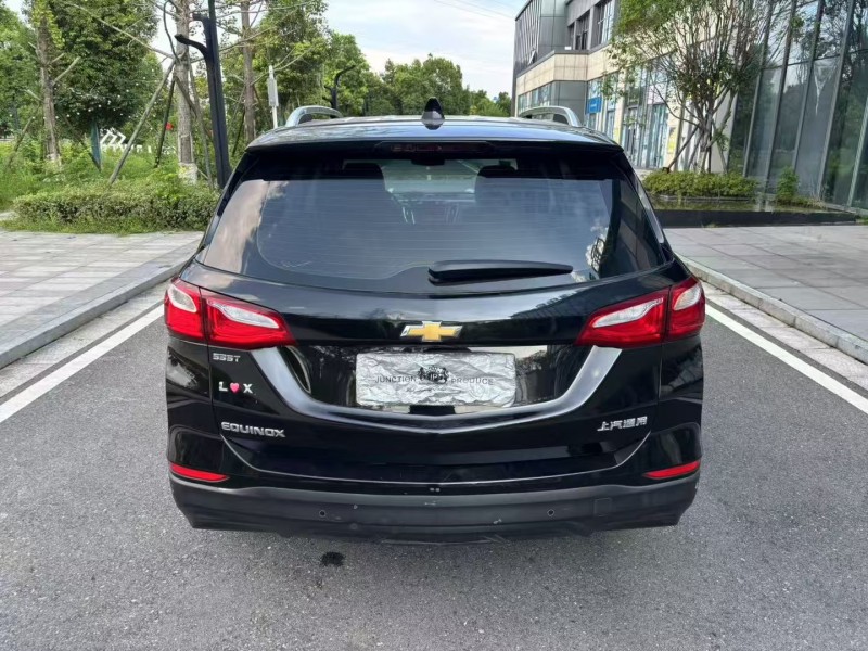 常德18年雪佛兰探界者8