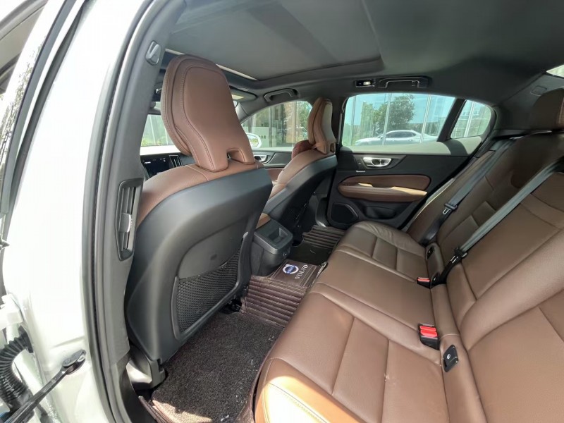 常德23年沃尔沃S60L4