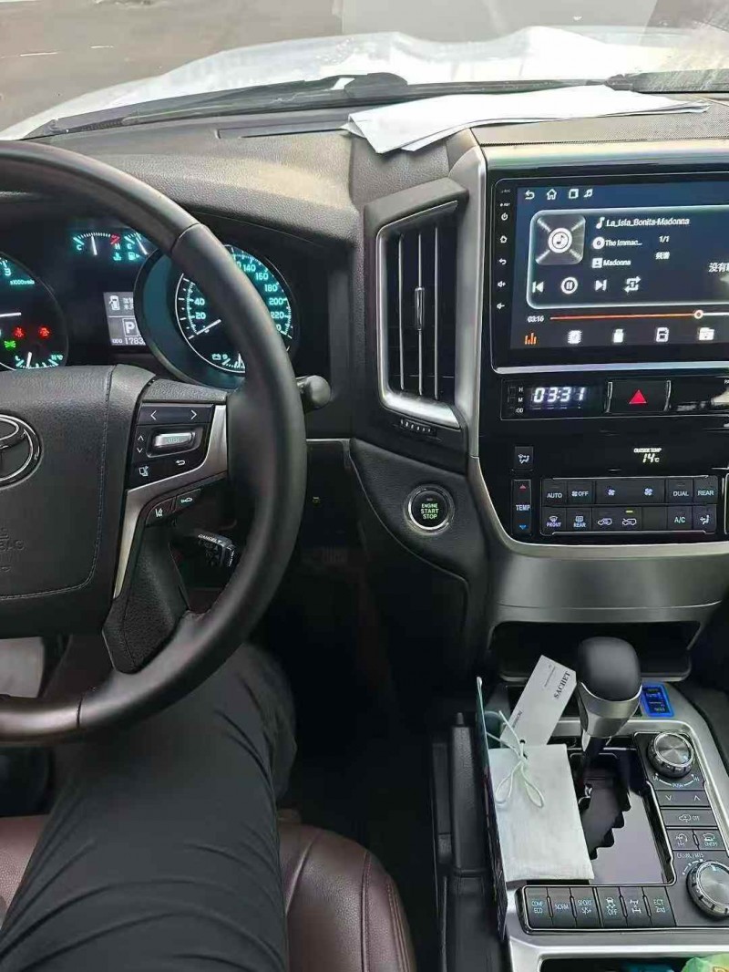 淄博10年丰田兰德酷路泽6