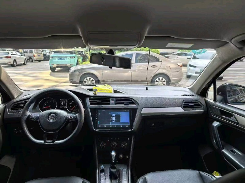 漳州17年大众途观5