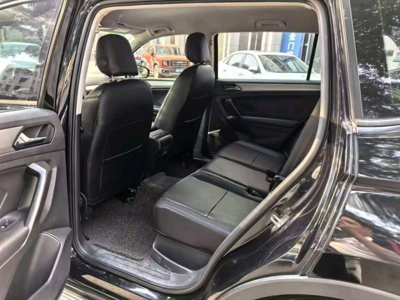 漳州17年大众途观6