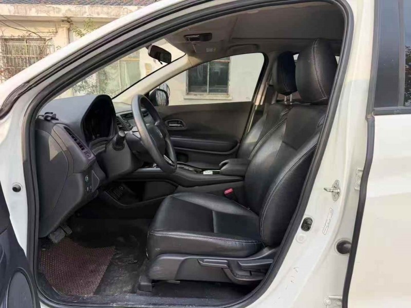 安阳21年本田缤智4