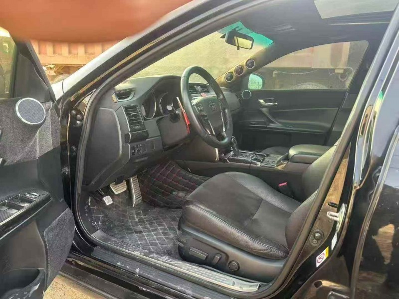 枣庄16年丰田锐志4