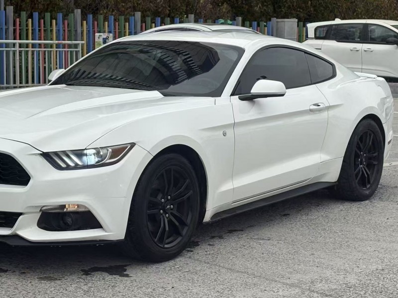 郑州16年福特野马3