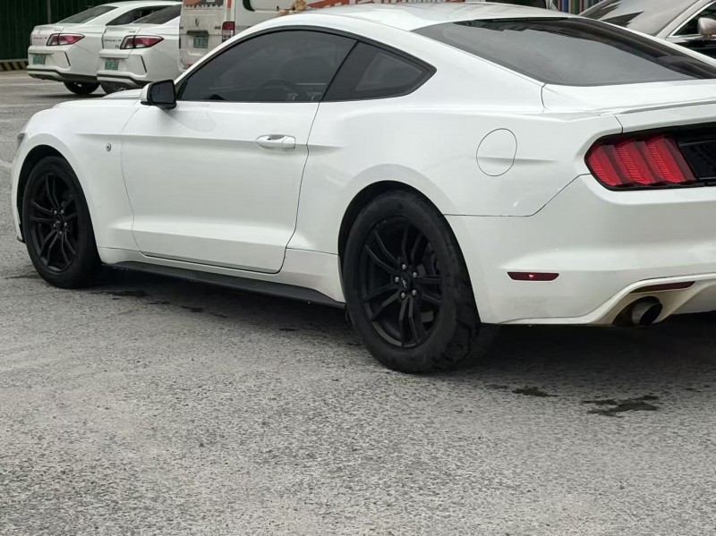 郑州16年福特野马6